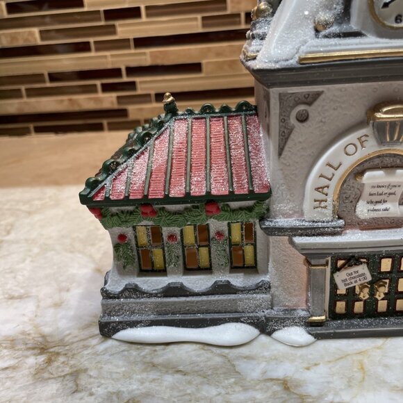 Dept. 56 North Pole Series Hall of Records 56392 Retired Christmas Village 1996 - Picture 4 of 14